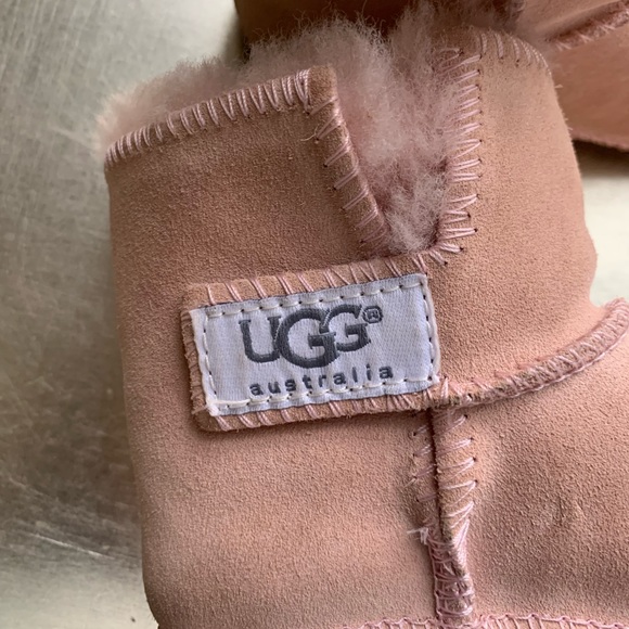 UGG pink suede Erin toddler booties - Picture 5 of 15